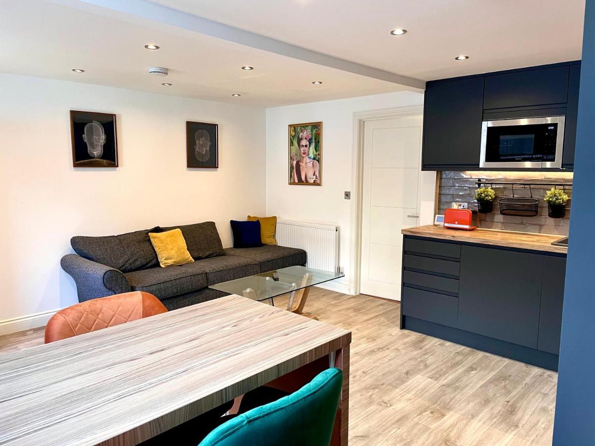 Smart/ Modern One Bedroom Flat 퓨어리 외부 사진