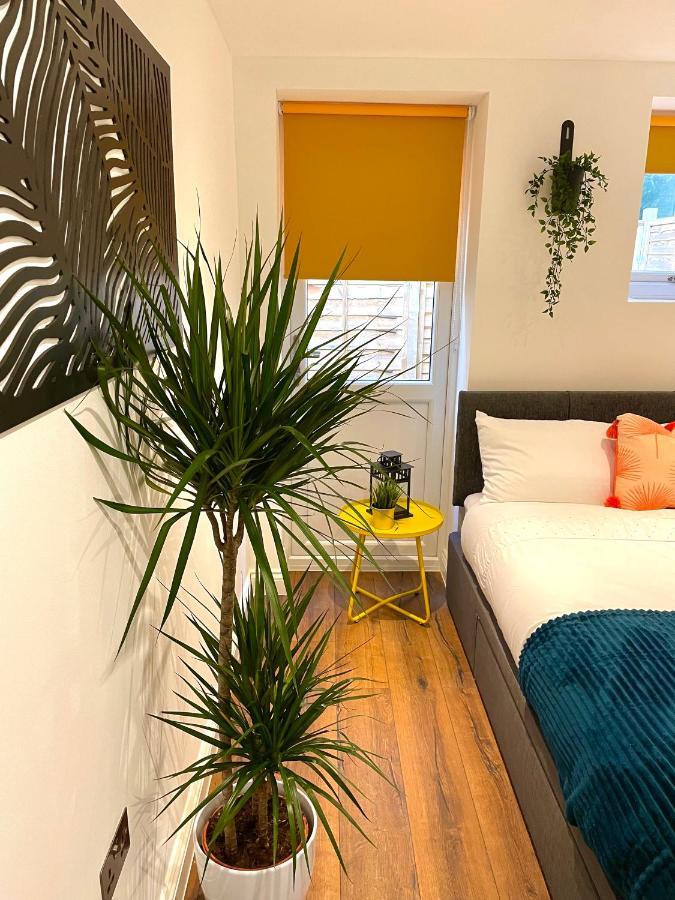 Smart/ Modern One Bedroom Flat 퓨어리 외부 사진